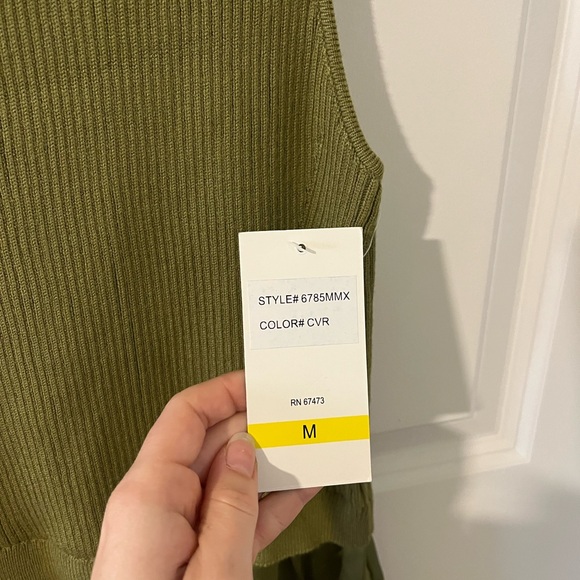 NWT Taylor Mix Media Ribbed Bodice Crew Neck Satin Dress Medium - Picture 9 of 11